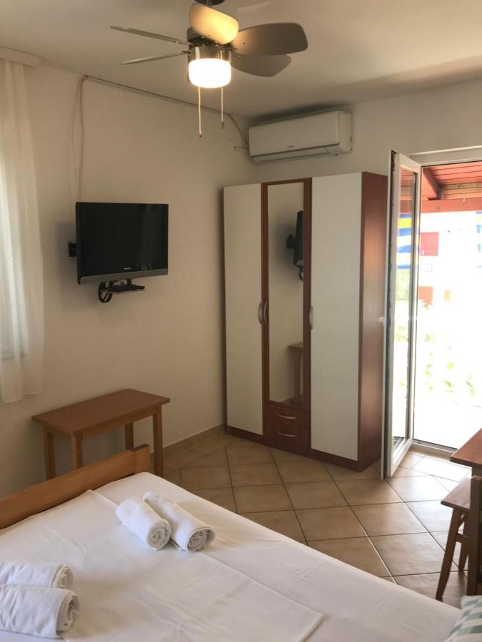 Appartement Bava à Ugljan Extérieur photo