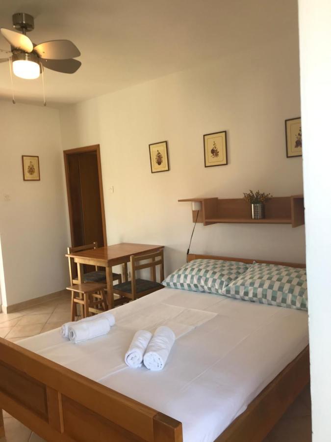 Appartement Bava à Ugljan Extérieur photo
